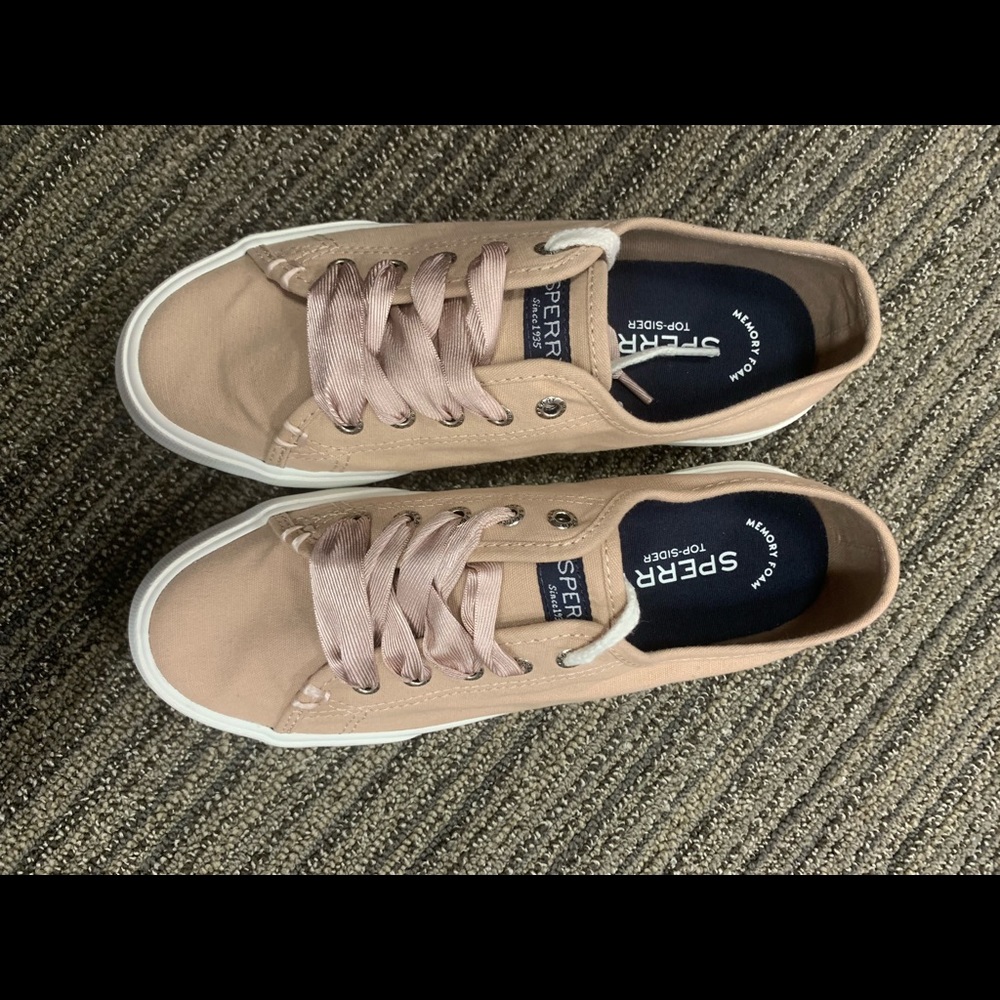 ‼️SOLD‼️ Sperry pier view dusty rose